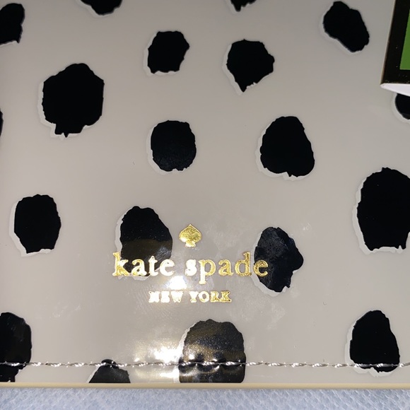 Kate Spade ♠️ Animal Print Pouch - NWT - Picture 6 of 9